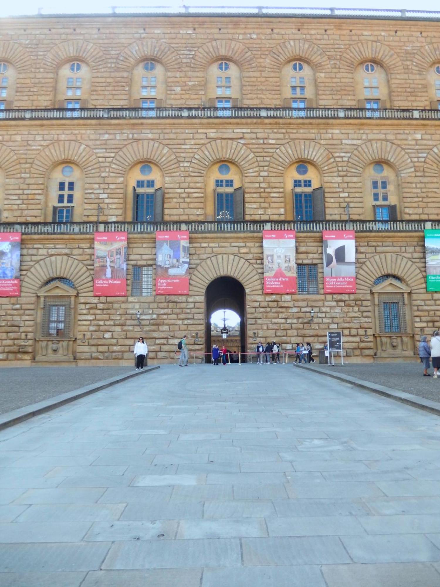 Great Location Just Infront Of Pitti Palace Florencia Exterior foto